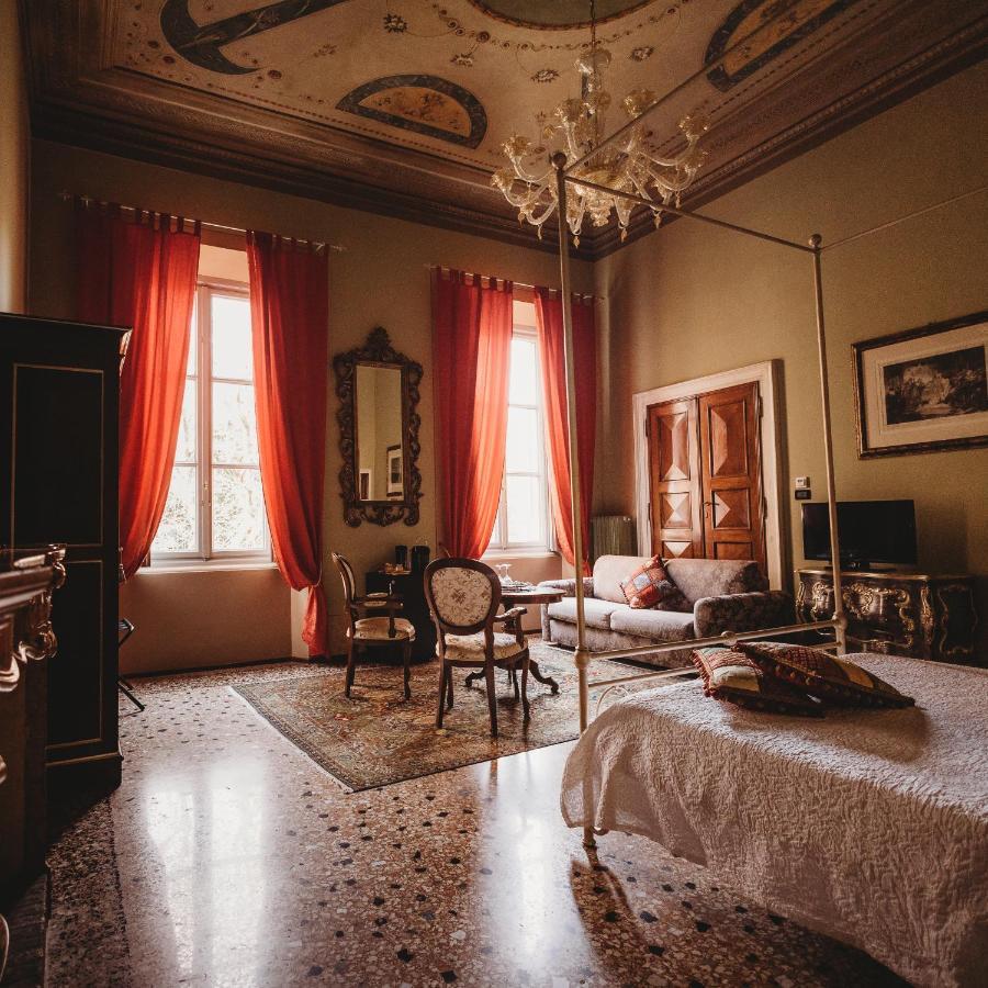 ホテル Salotto Delle Arti モデナ エクステリア 写真